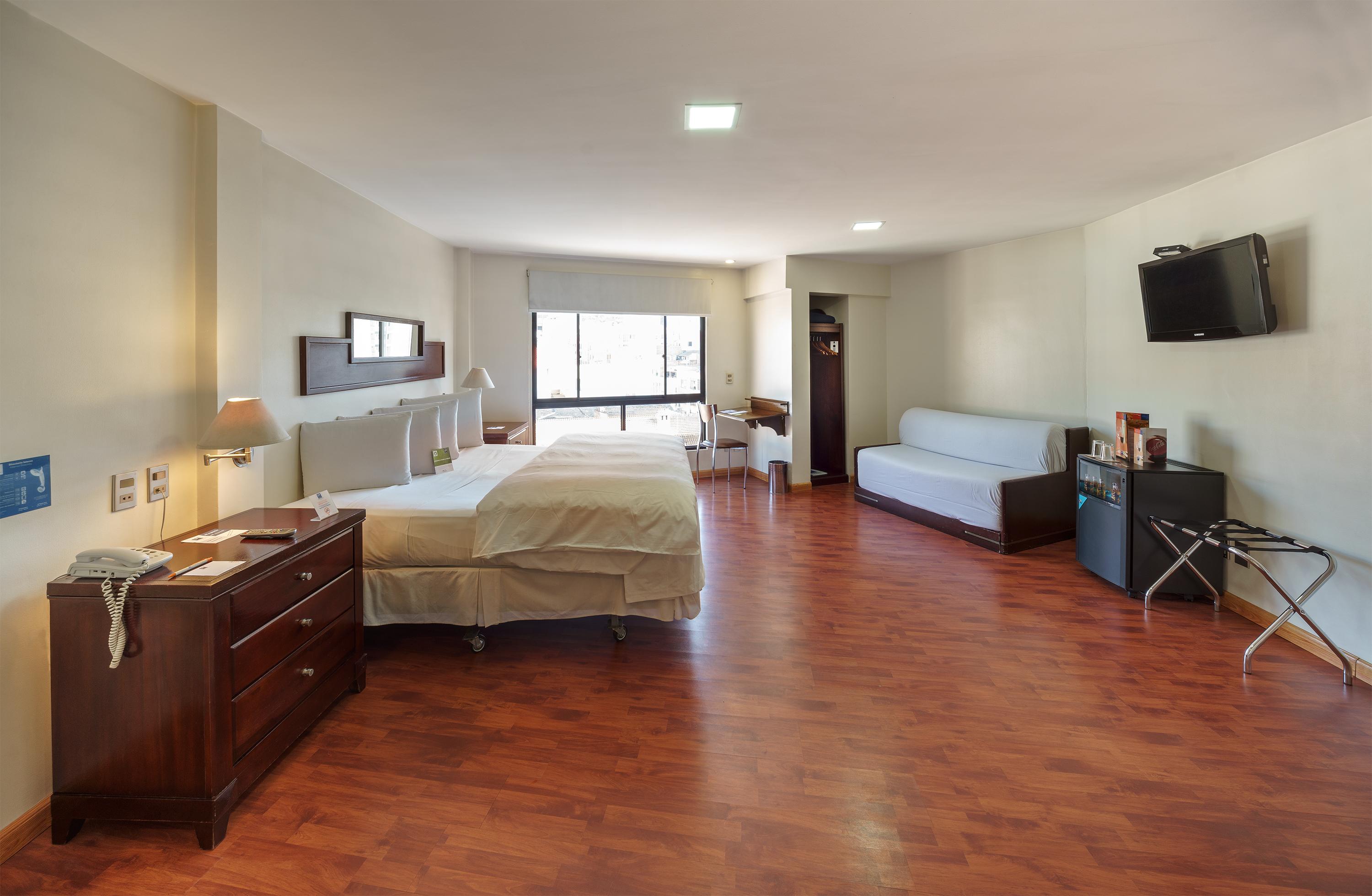 Lp Columbus 3* La Paz