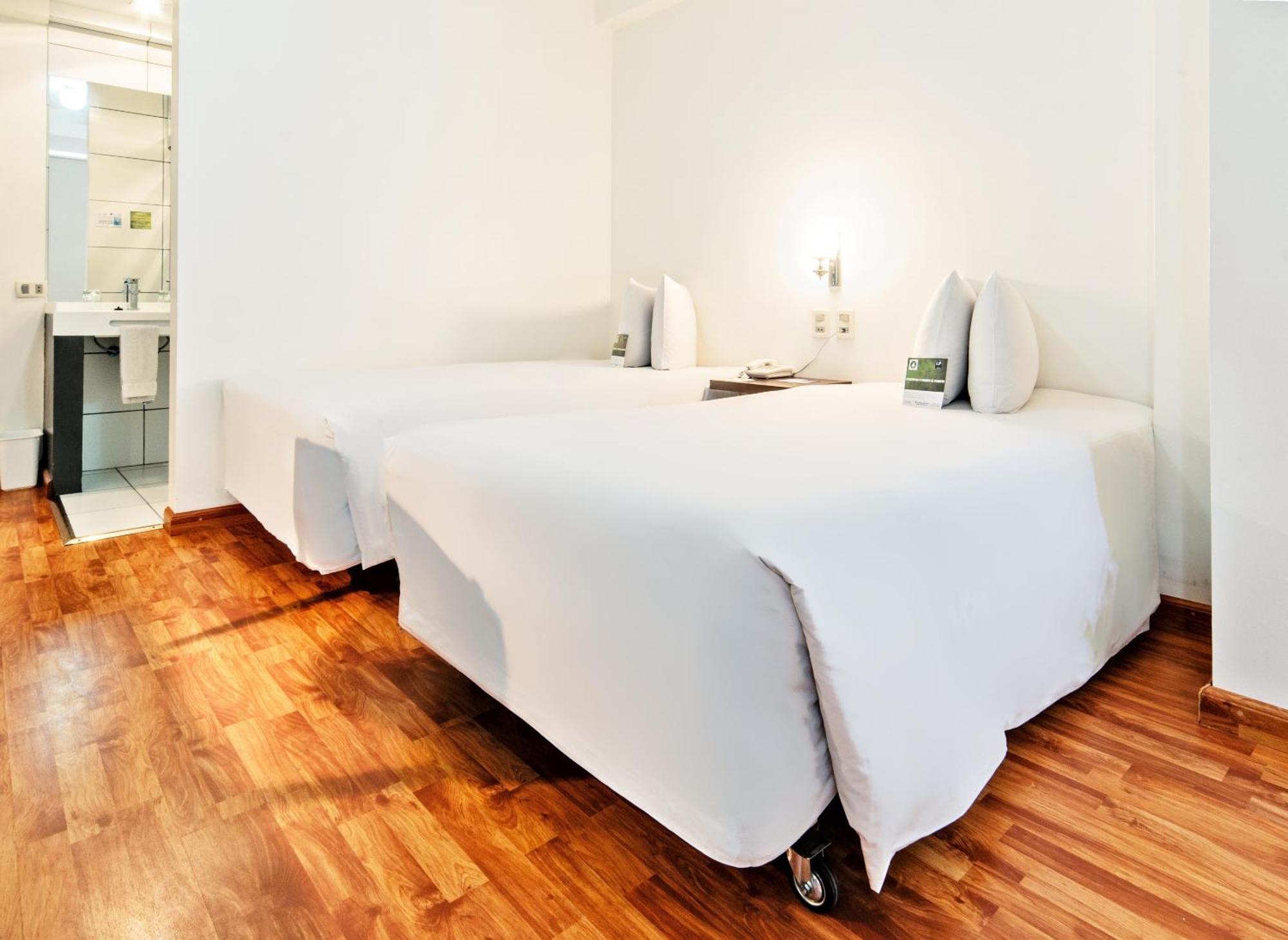 Hotel Lp Columbus 3*
